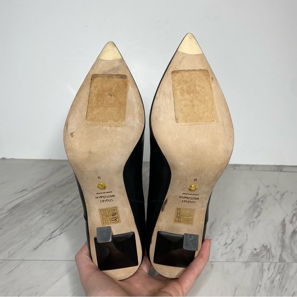 Stuart Weitzman Max Black Leather Pointed Toe Bootie 9 Narrow - Picture 15 of 16